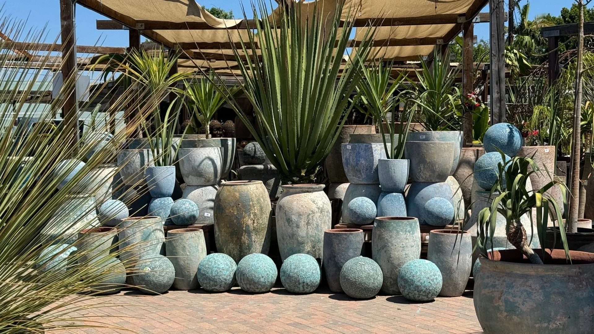 outdoor pieces